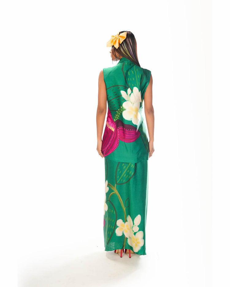 Green bud sleeveless jacket