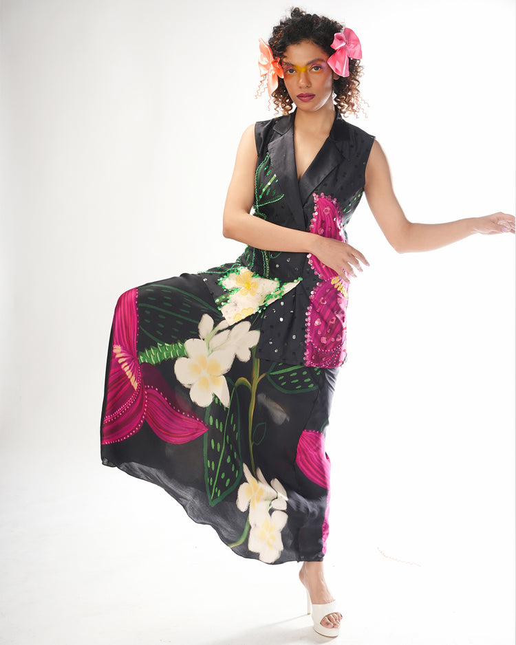 Black bud sleeveless jacket skirt set